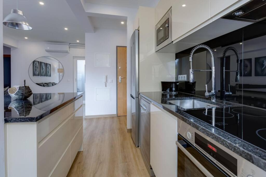 Yollaapartment Лагос Екстериор снимка